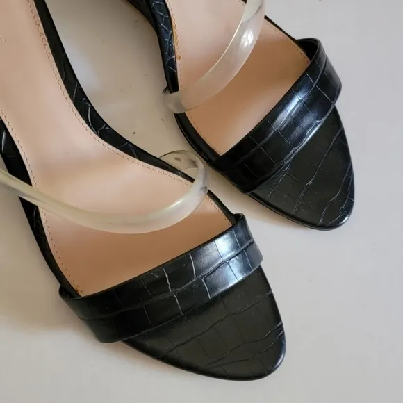 ZARA Embossed Clear strap slip on wedge Mule sandals Size 39 (Size 8.5/9)