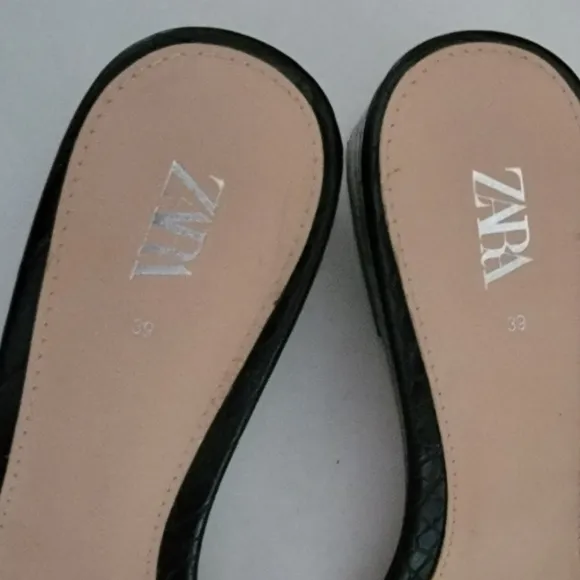 ZARA Embossed Clear strap slip on wedge Mule sandals Size 39 (Size 8.5/9)